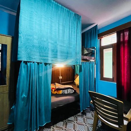 Non Stop Cafe Hostel & Stay Manali  Exterior photo