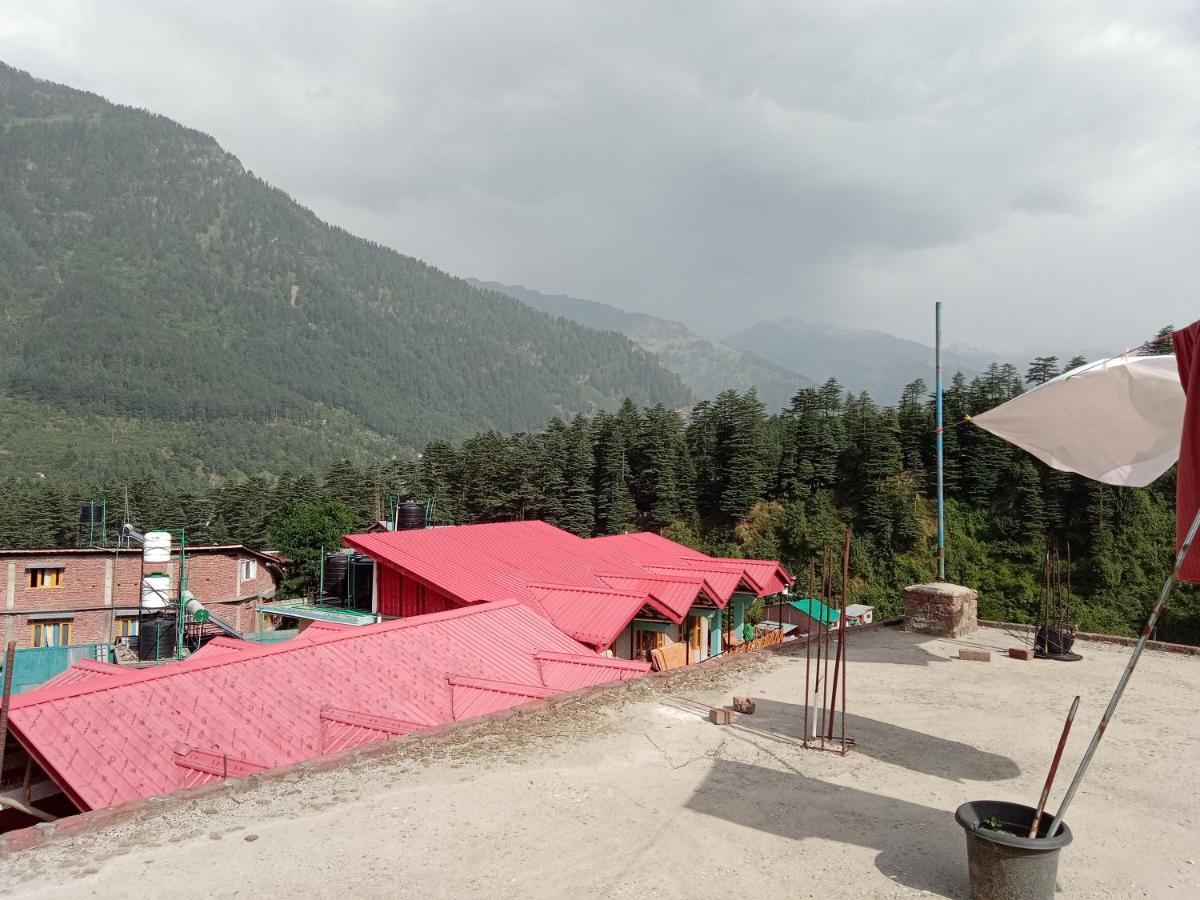 Non Stop Cafe Hostel & Stay Manali  Exterior photo