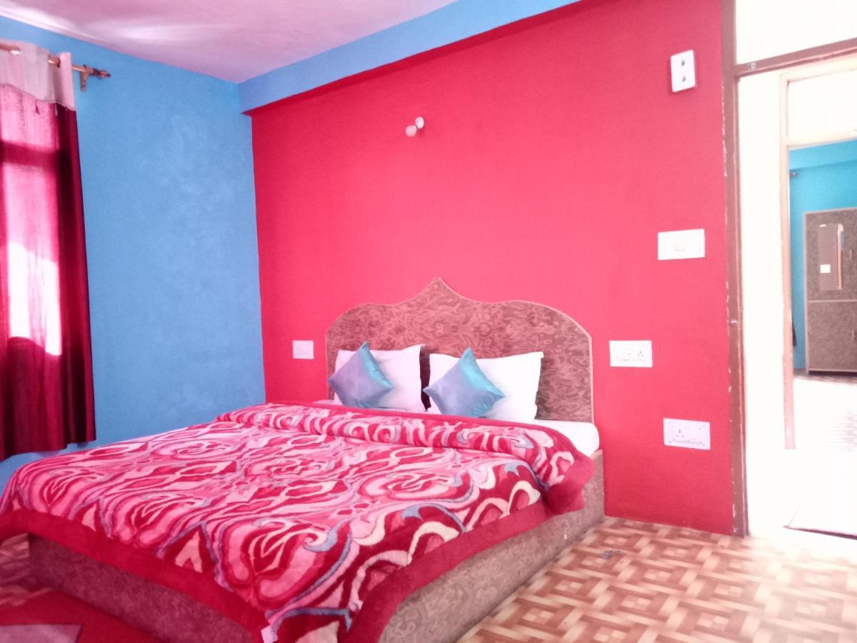 Non Stop Cafe Hostel & Stay Manali  Room photo