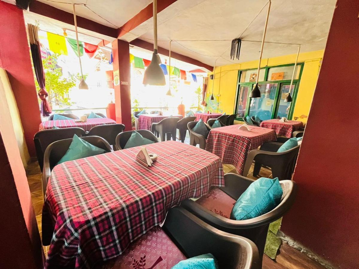 Non Stop Cafe Hostel & Stay Manali  Exterior photo